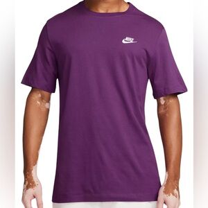 Nike Men's Purple T-Shirt